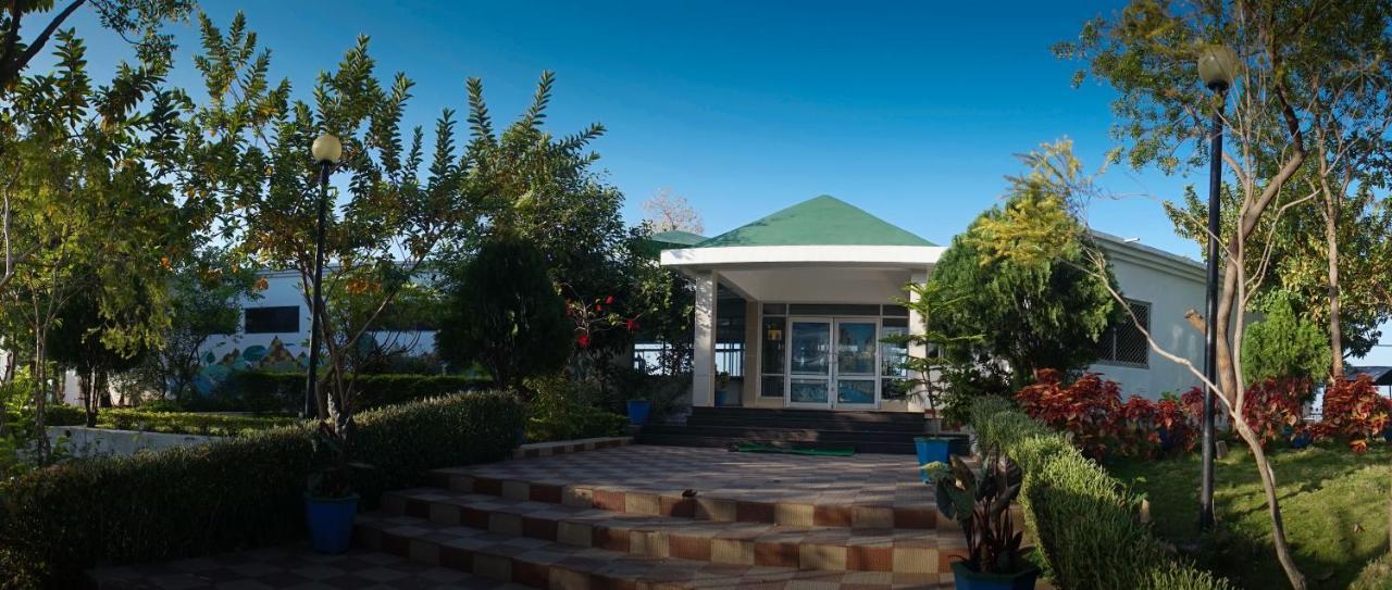 Mpt Maikal Resort, Bargi Екстериор снимка