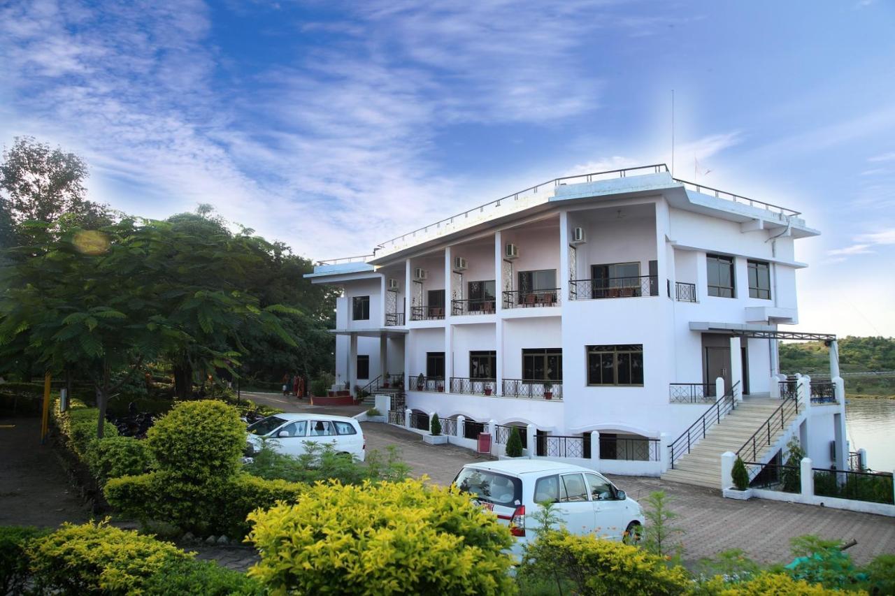 Mpt Maikal Resort, Bargi Екстериор снимка